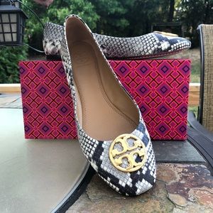 Tory Burch Chelsea ballet shoes